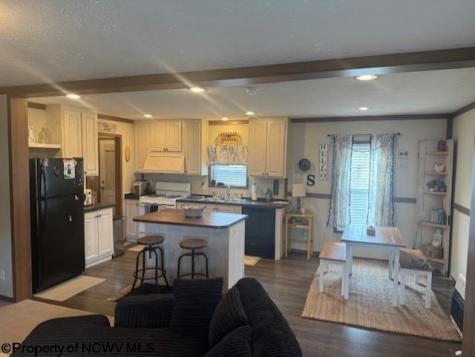 40 Yankee Lane Beverly WV 26253