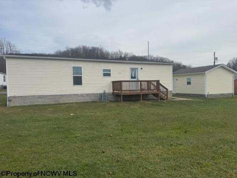 40 Yankee Lane Beverly WV 26253