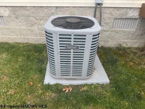 40 Yankee Lane Beverly WV 26253