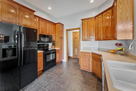 2040 Georgian Lane Morgantown WV 26508
