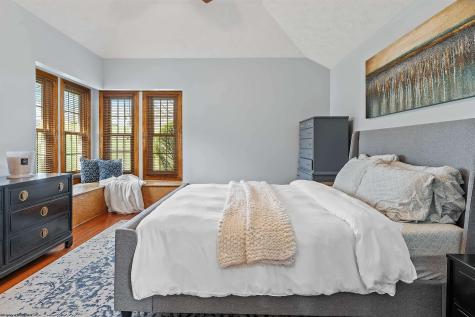 2040 Georgian Lane Morgantown WV 26508