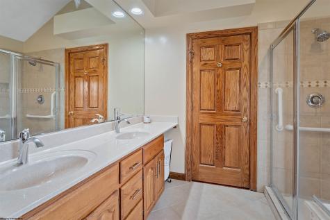 2040 Georgian Lane Morgantown WV 26508
