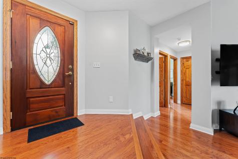 2040 Georgian Lane Morgantown WV 26508
