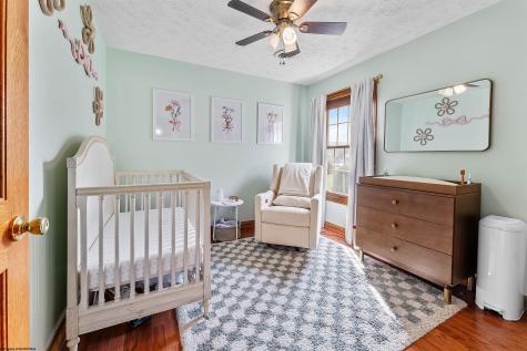 2040 Georgian Lane Morgantown WV 26508