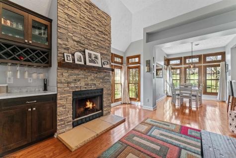 2040 Georgian Lane Morgantown WV 26508