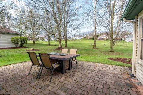 2040 Georgian Lane Morgantown WV 26508