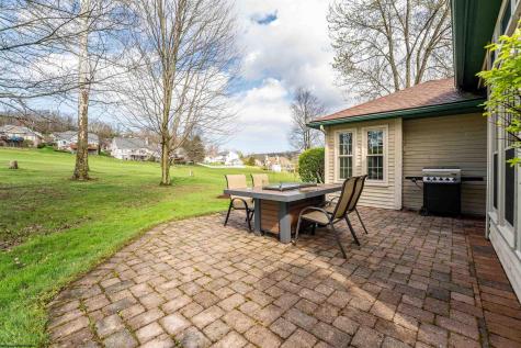 2040 Georgian Lane Morgantown WV 26508