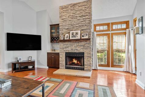 2040 Georgian Lane Morgantown WV 26508