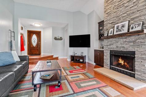 2040 Georgian Lane Morgantown WV 26508