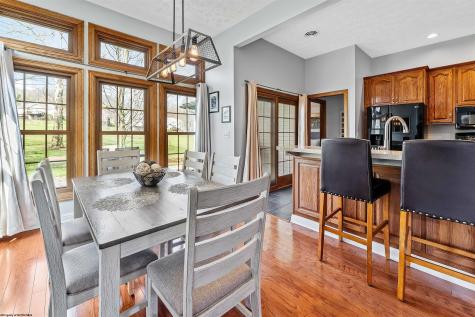 2040 Georgian Lane Morgantown WV 26508