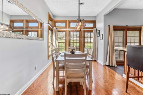2040 Georgian Lane Morgantown WV 26508