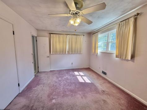 636 Easy Street Bridgeport WV 26330