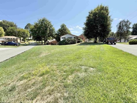 636 Easy Street Bridgeport WV 26330