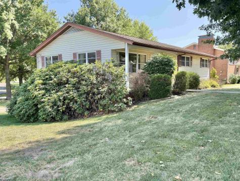 636 Easy Street Bridgeport WV 26330