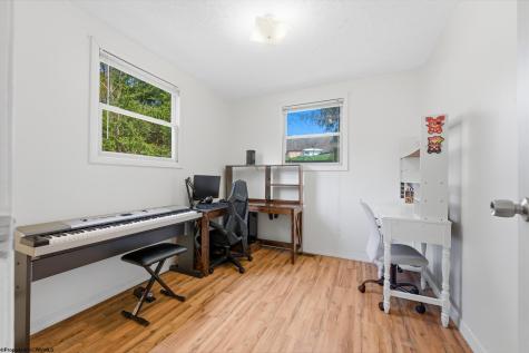 44 Lower Booth Road Morgantown WV 26501