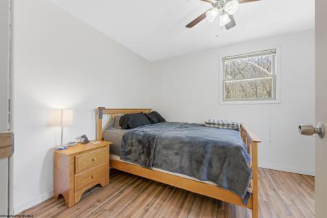 44 Lower Booth Road Morgantown WV 26501