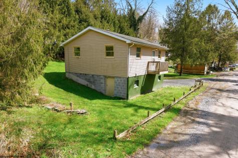 44 Lower Booth Road Morgantown WV 26501
