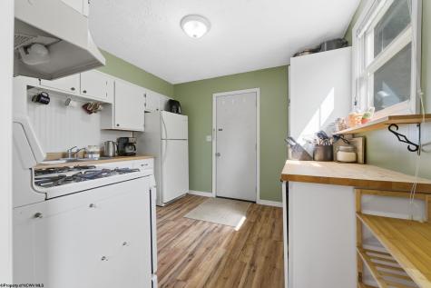 44 Lower Booth Road Morgantown WV 26501