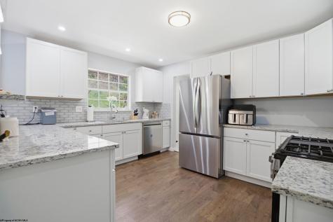 135 Celtic Drive Clarksburg WV 26301
