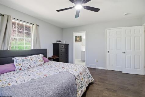 135 Celtic Drive Clarksburg WV 26301