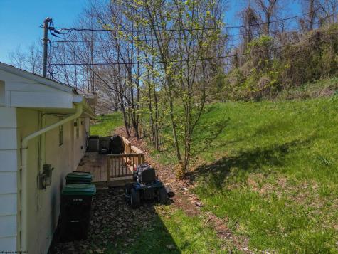 135 Celtic Drive Clarksburg WV 26301