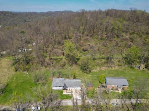 135 Celtic Drive Clarksburg WV 26301