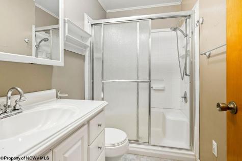 68 Sunday Drive Clarksburg WV 26301