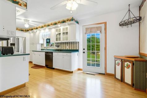 68 Sunday Drive Clarksburg WV 26301