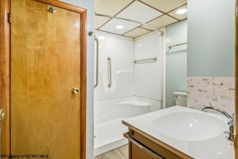 68 Sunday Drive Clarksburg WV 26301