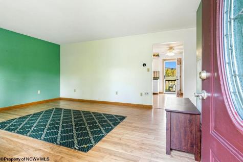 68 Sunday Drive Clarksburg WV 26301