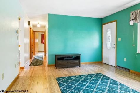 68 Sunday Drive Clarksburg WV 26301