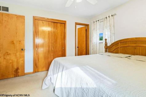 68 Sunday Drive Clarksburg WV 26301