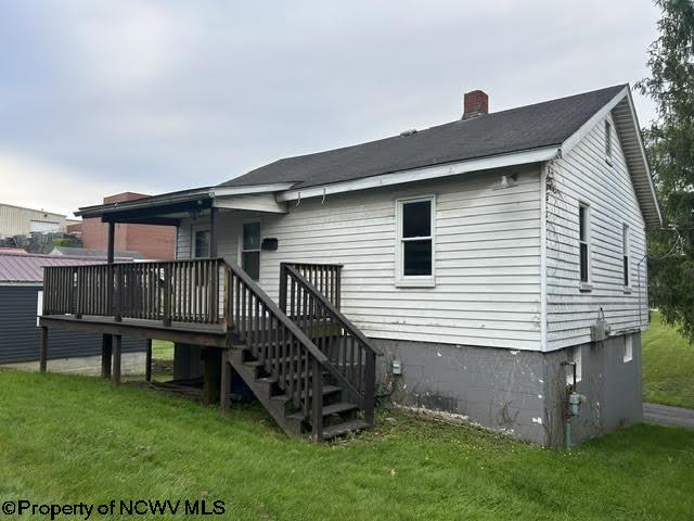 122 Reeves Avenue Fairmont WV 26554-4245
