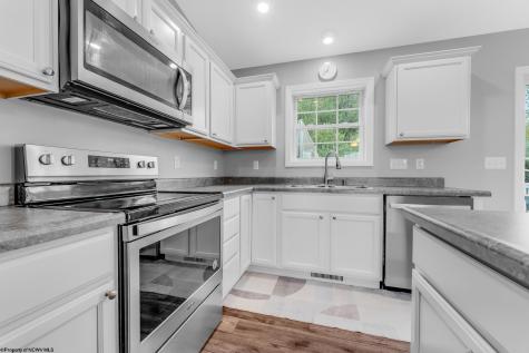 255 Woodbury Drive Fairmont WV 26554