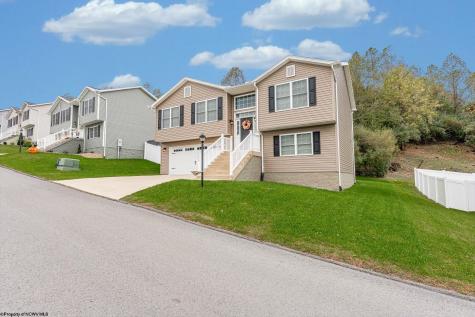 255 Woodbury Drive Fairmont WV 26554