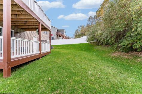 255 Woodbury Drive Fairmont WV 26554