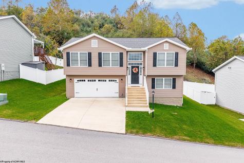 255 Woodbury Drive Fairmont WV 26554
