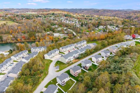 255 Woodbury Drive Fairmont WV 26554