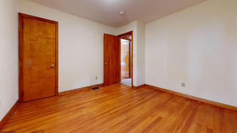210 Poolside Drive Mannington WV 26582
