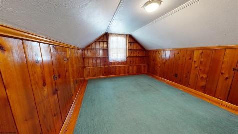 210 Poolside Drive Mannington WV 26582