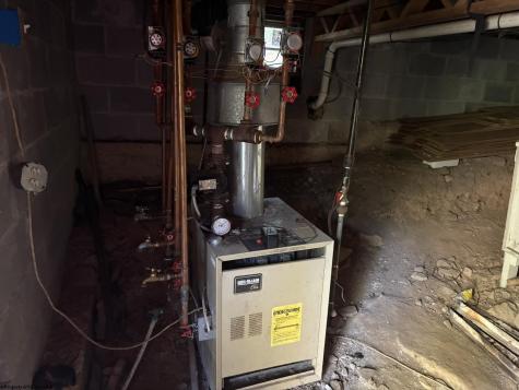 872 Cove Lick Road Weston WV 26452