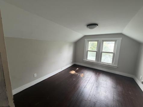 1307 Robin Lane Fairmont WV 26554