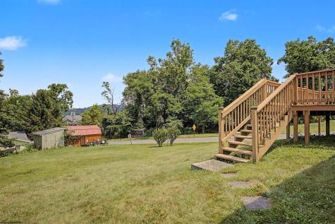 159 Estate Drive Morgantown WV 26508