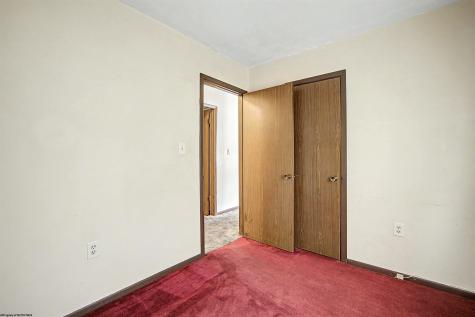 159 Estate Drive Morgantown WV 26508