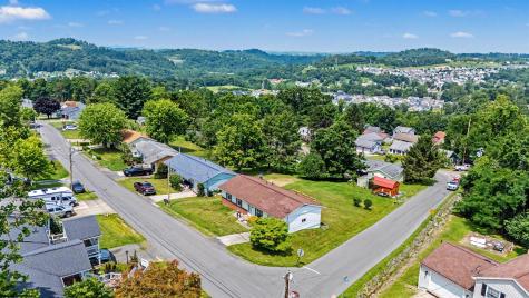 159 Estate Drive Morgantown WV 26508