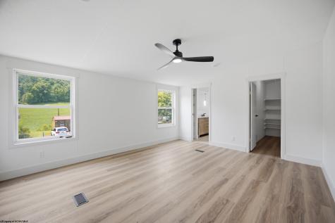 766 Oak Street Anmoore WV 26323