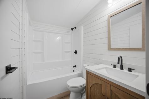 766 Oak Street Anmoore WV 26323