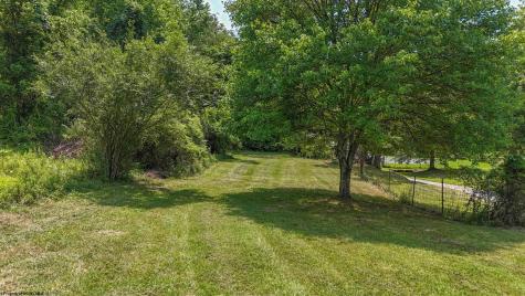 766 Oak Street Anmoore WV 26323