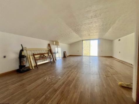 7935 Servia Elmira Road Duck WV 25063