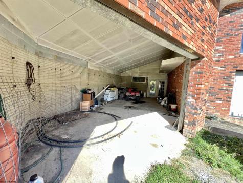 7935 Servia Elmira Road Duck WV 25063